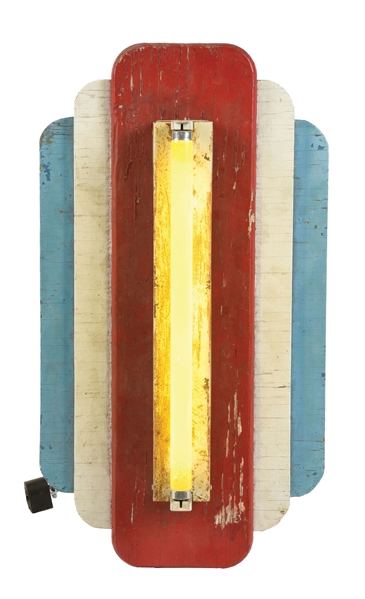 RED, WHITE AND BLUE YELLOW WALL LIGHT