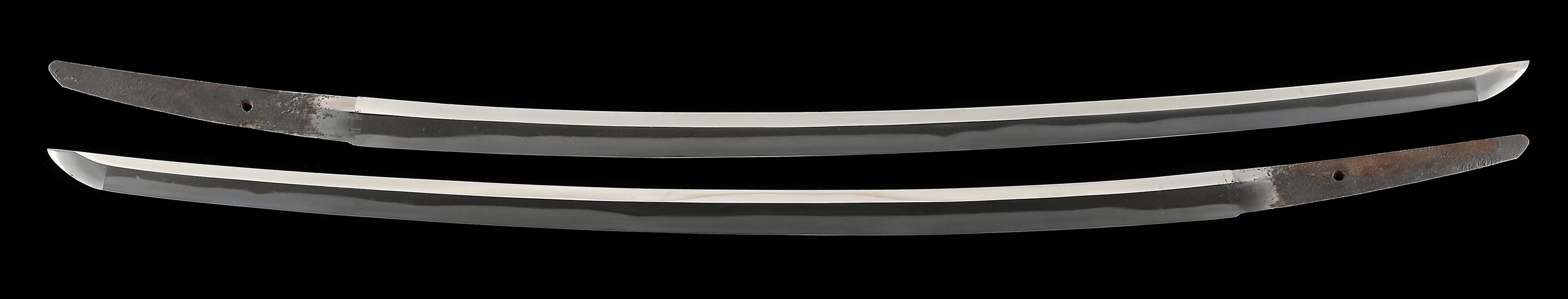 A HEALTHY MUMEI KATANA WITH SILVER FOIL CATSCRATCH HABAKI.