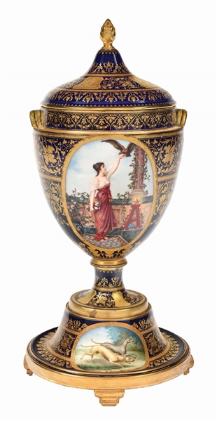 ANHEUSER-BUSCH BUDWEISER GIRLS CERAMIC POKAL VESSEL