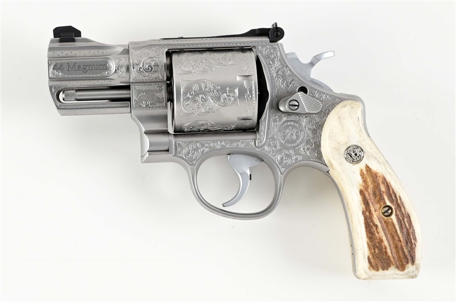 (M) SMITH & WESSON 629 PERFORMANCE CENTER DOUBLE ACTION REVOLVER ENGRAVED BY MIKE GOUSE.