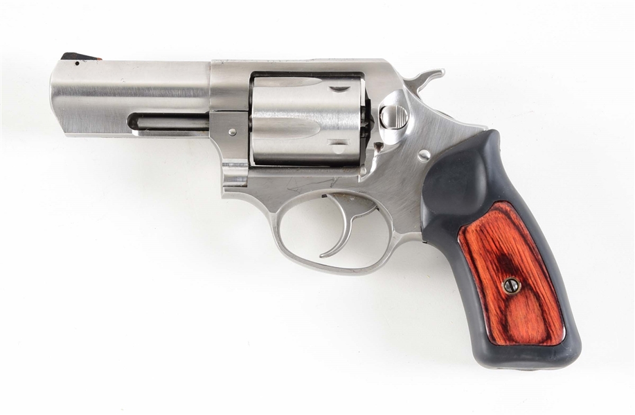 (M) RUGER SP101 DOUBLE ACTION REVOLVER IN .357 MAGNUM.