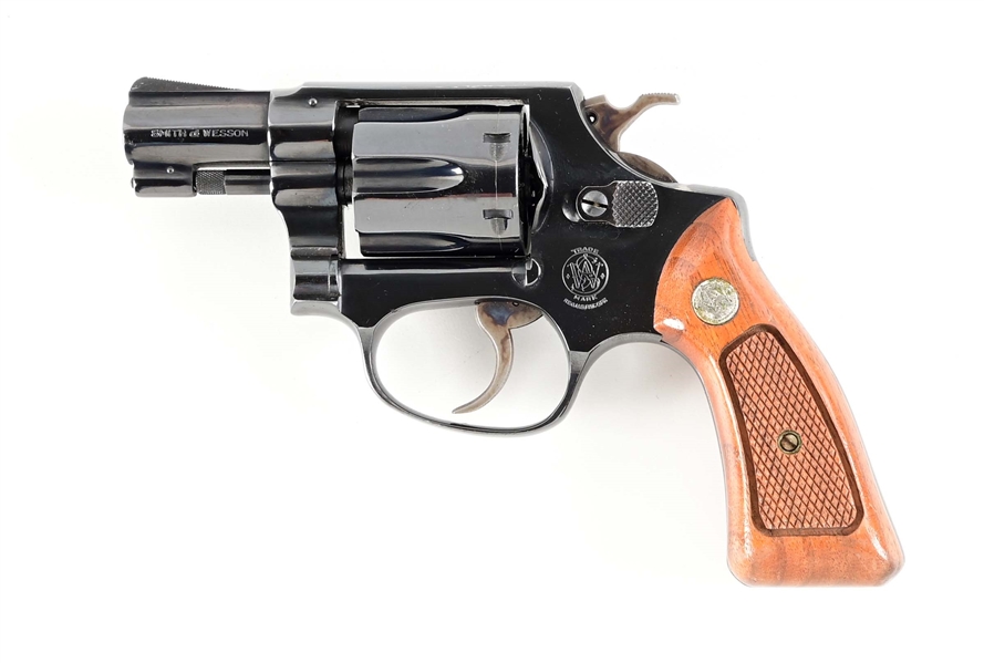 (C) SMITH & WESSON MODEL 31-1 .32 S&W LONG DOUBLE ACTION REVOLVER.