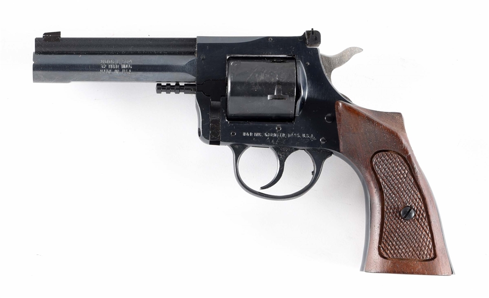 (M) HARINGTON & RICHARDSON MODEL 504 DOUBLE ACTION REVOLVER.