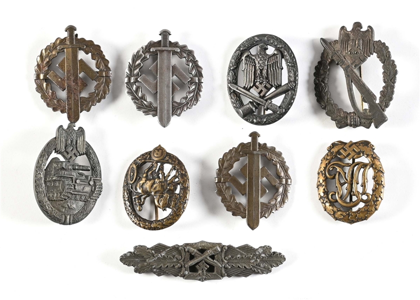 LOT OF GERMAN WWII BADGES.