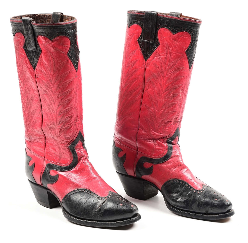 RED AND BLACK LEATHER COWBOY BOOTS.