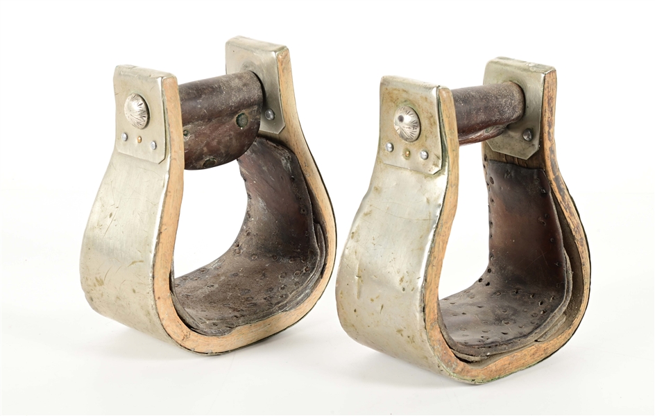 VINTAGE SADDLE STIRRUPS.