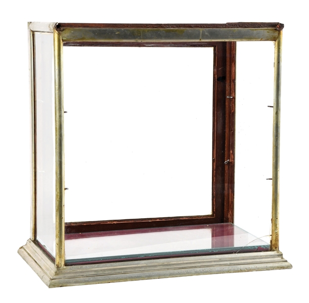 GLASS COUNTERTOP DISPLAY CASE