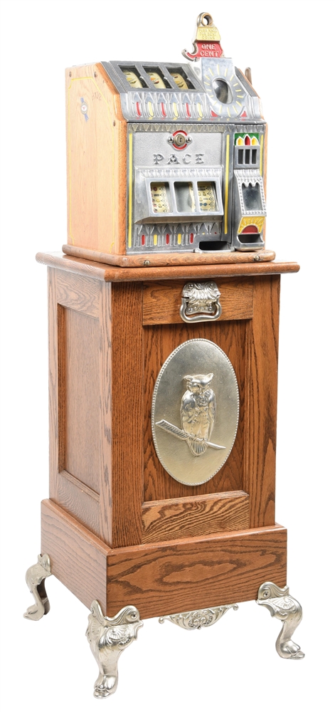 1¢ PACE BANTAM SLOT MACHINE WITH STAND