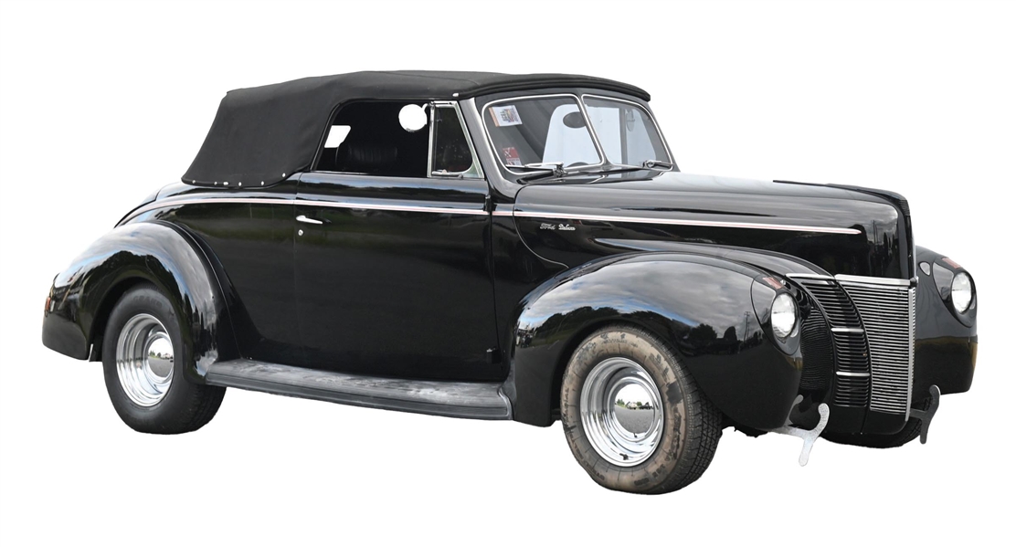 1940 FORD DELUXE TWO DOOR CONVERTIBLE. 