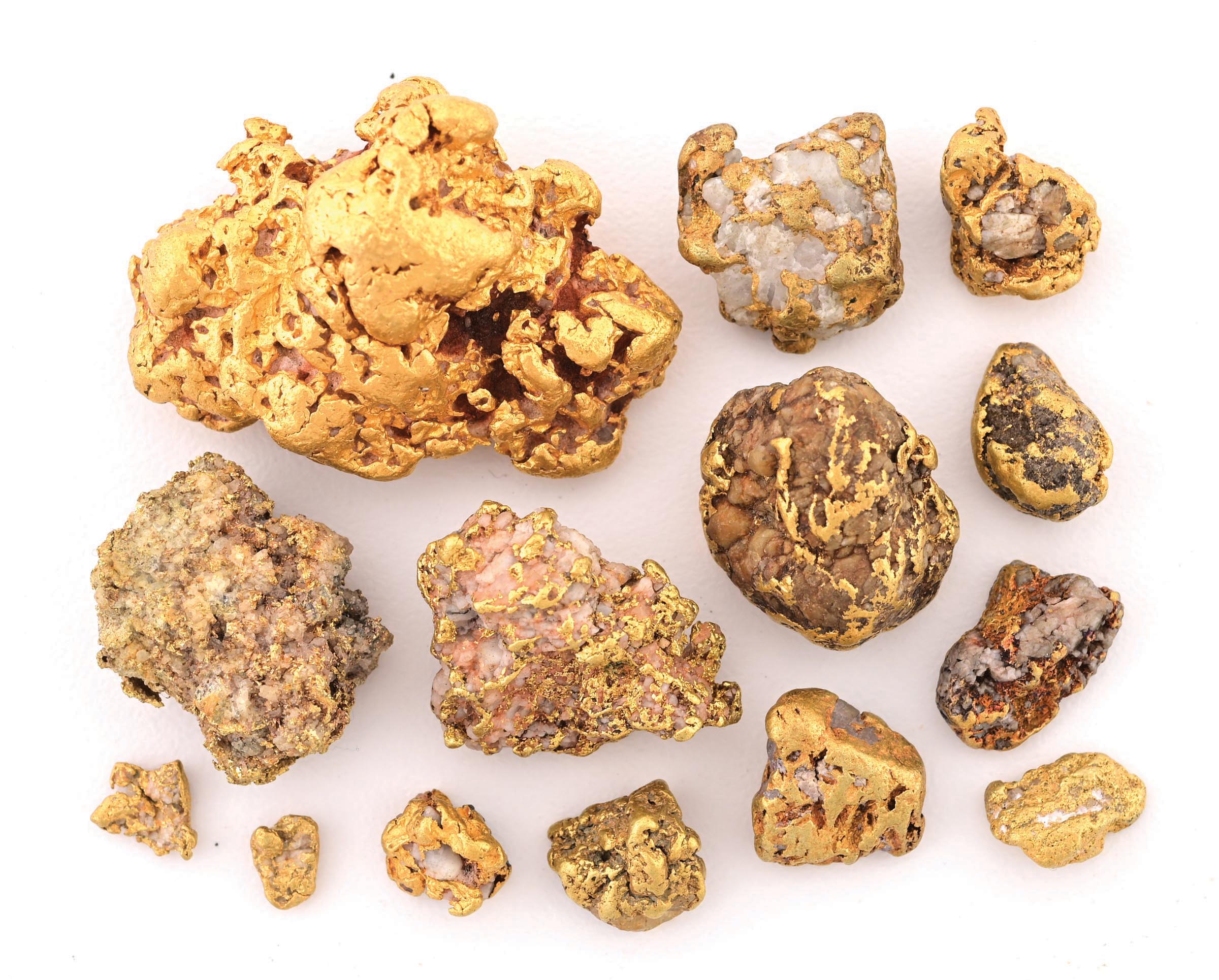 Lot Detail - LARGE LOT OF GOLD QUARTZ NUGGETS
