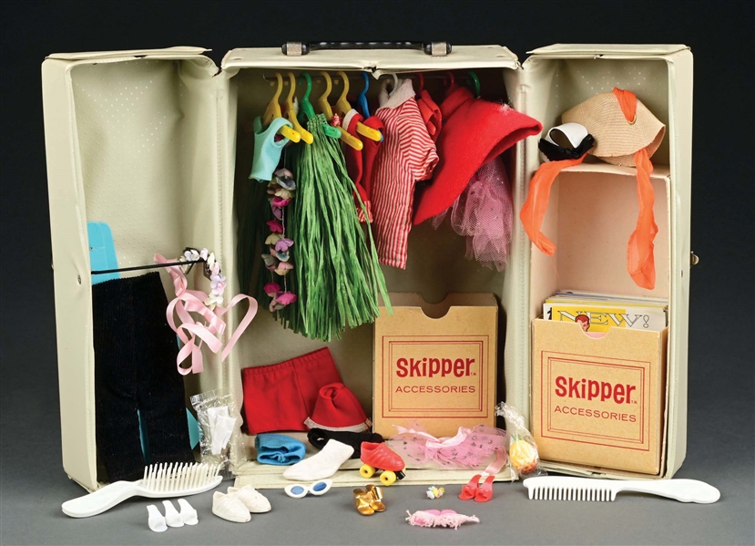 1960S BARBIE, SKIPPER CARRYING CASE 