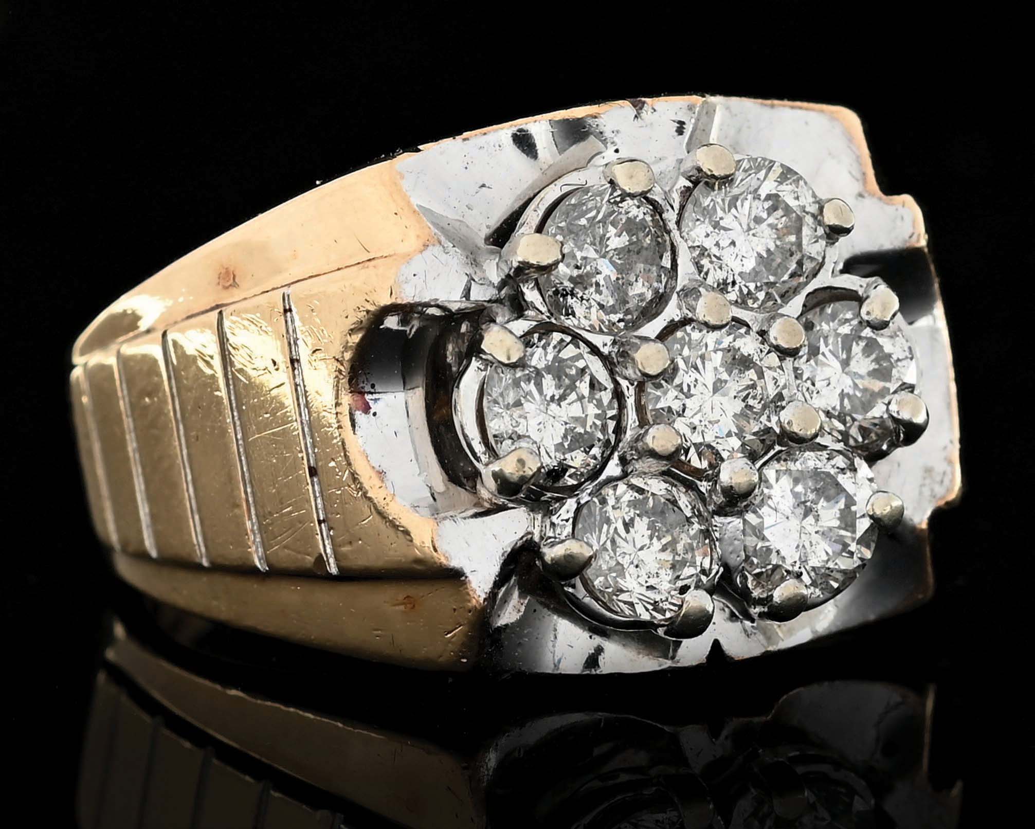 Lot Detail - 14K GOLD DIAMOND CLUSTER RING W/ APPRAISAL