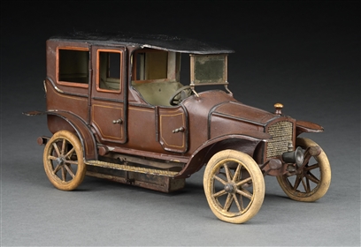 MARKLIN CAT. REF. 5215/1 HAND-PAINTED CLOCKWORK LIMOUSINE IN BROWN