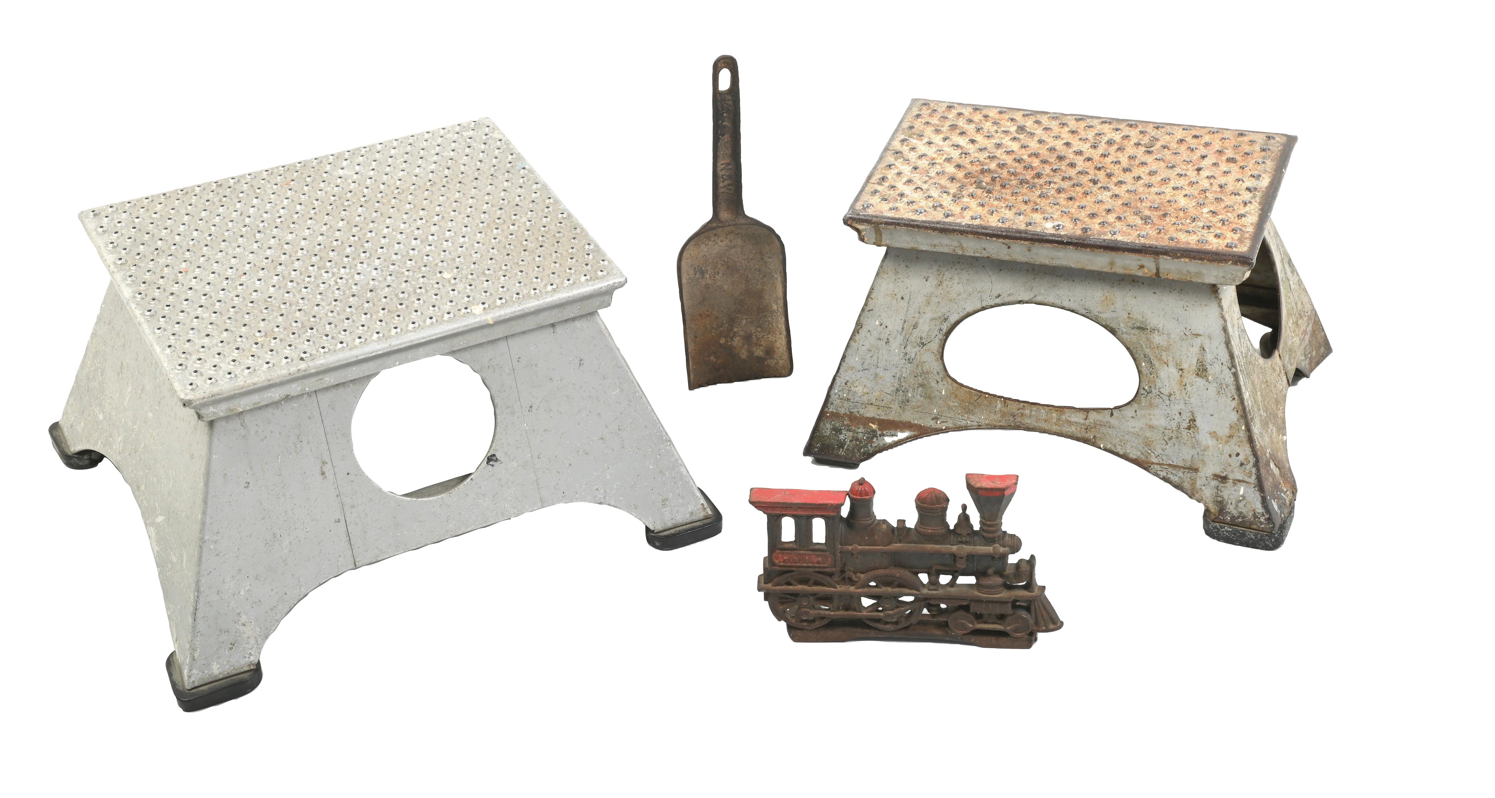 Lot Detail - LOT OF 4 RAILROAD STEP BOXES & MISCELLANEOUS CAST IRON