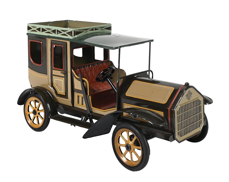 GERMAN HAND-PAINTED BING CLOCKWORK LIMOUSINE