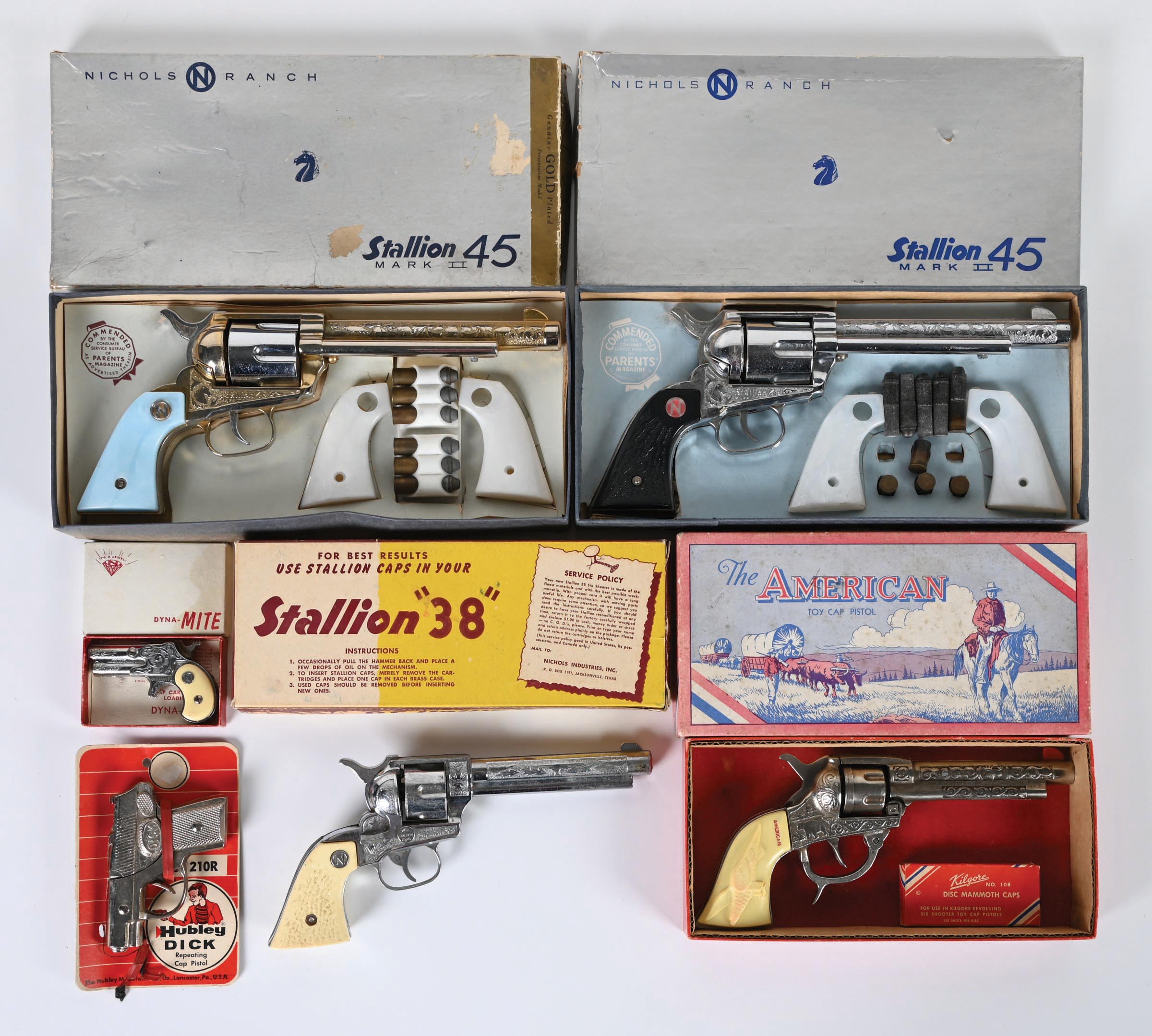 Lot Detail - LOT OF 11: VARIOUS VINTAGE ASSORTED CAP GUNS & HOLSETS ...