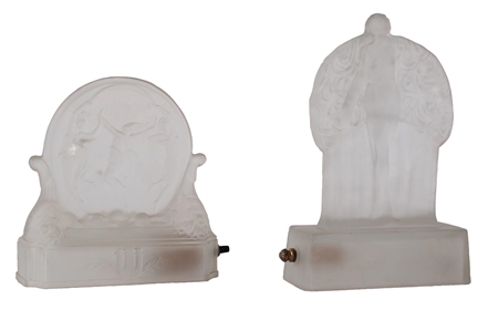 A PAIR OF FROSTED CRYSTAL GLASS LAMPS