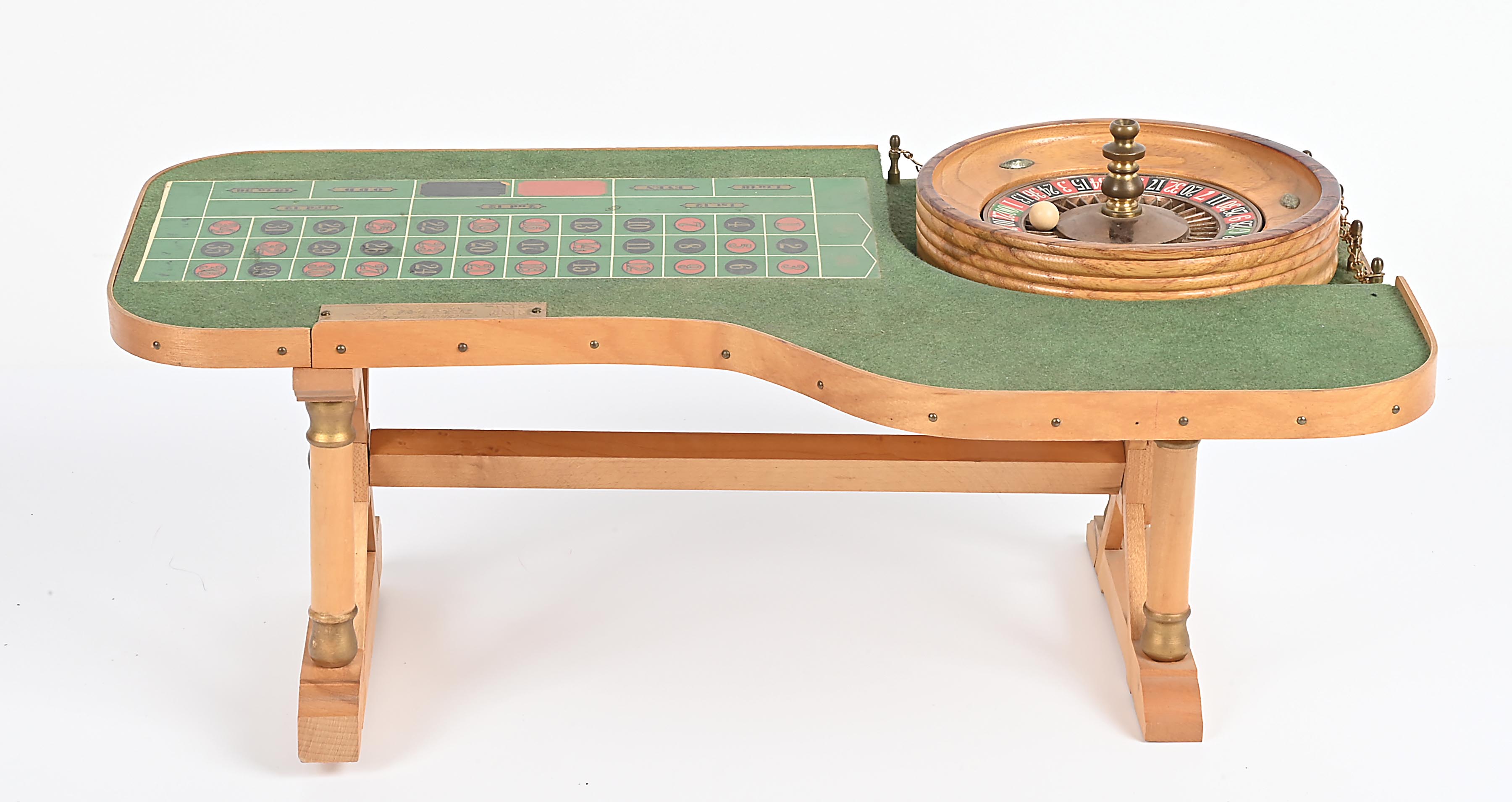 Lot Detail - WILBUR CLARK'S DESERT INN MINIATURE ROULETTE WITH ORIGINAL ...