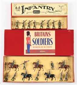 LOT OF 2: W. BRITAINS TYPES OF USA FORCES