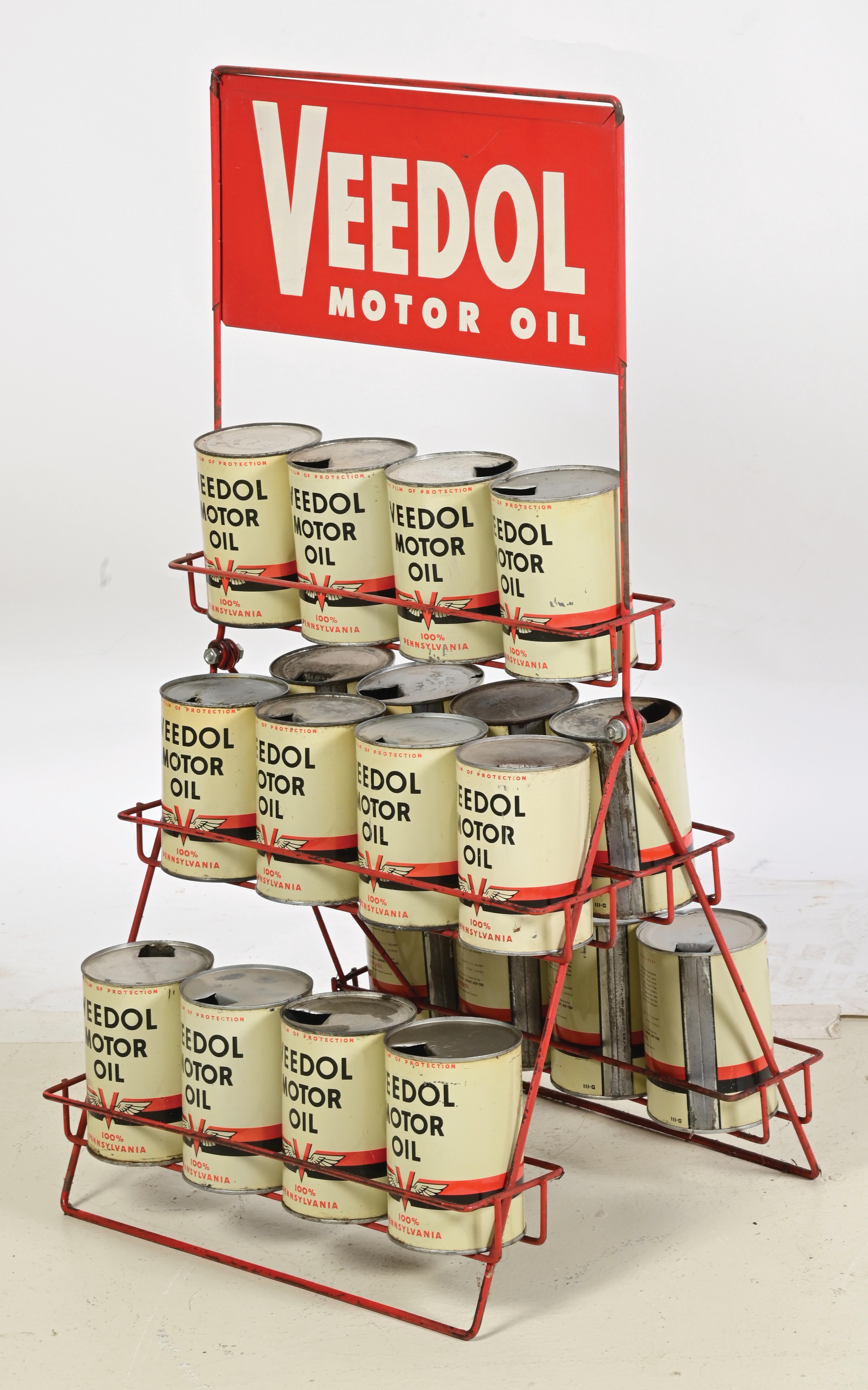 Oil Can Racks Lot Detail - VEEDOL MOTOR OIL DISPLAY RACK WITH 20 ONE-QUART OIL CANS