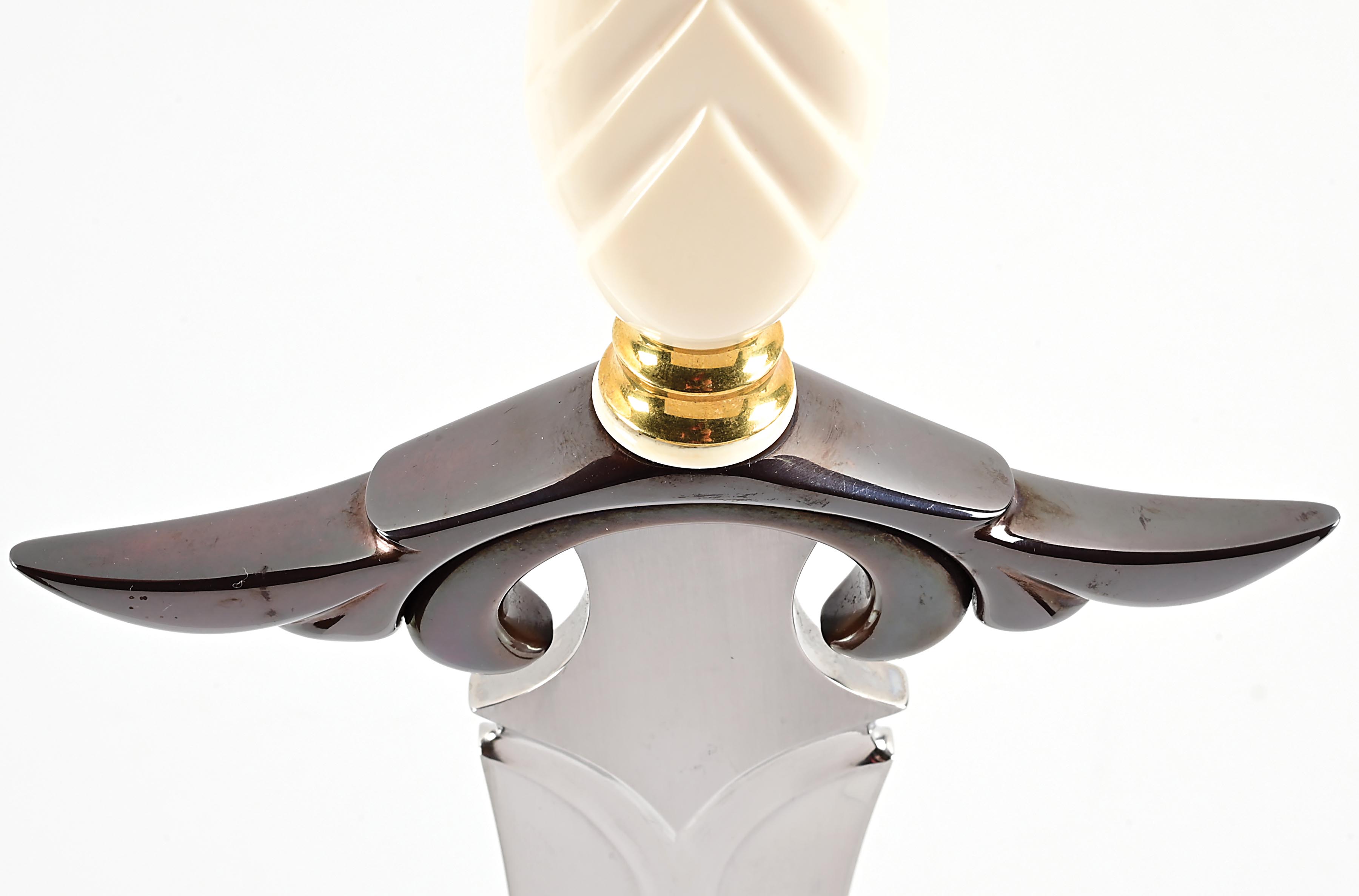 Lot Detail - CUSTOM LEANDRO MARQUEZ MASSIVE DAGGER.