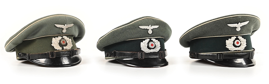 LOT OF 3: GERMAN WWII HEER INFANTRY ENLISTED VISOR CAPS.