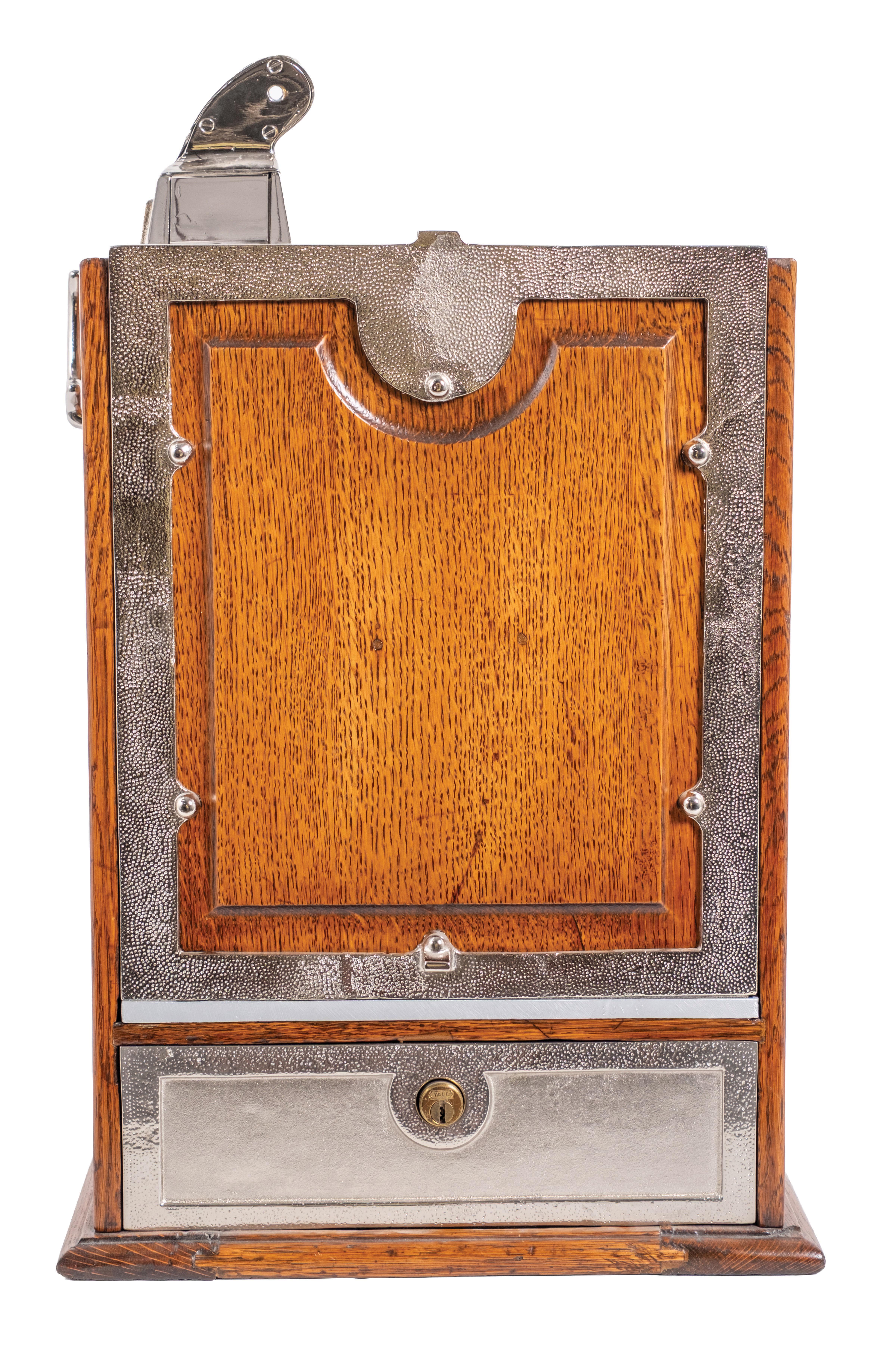 Lot Detail - 5¢ O.D.JENNINGS OPERATOR BELL SLOT MACHINE