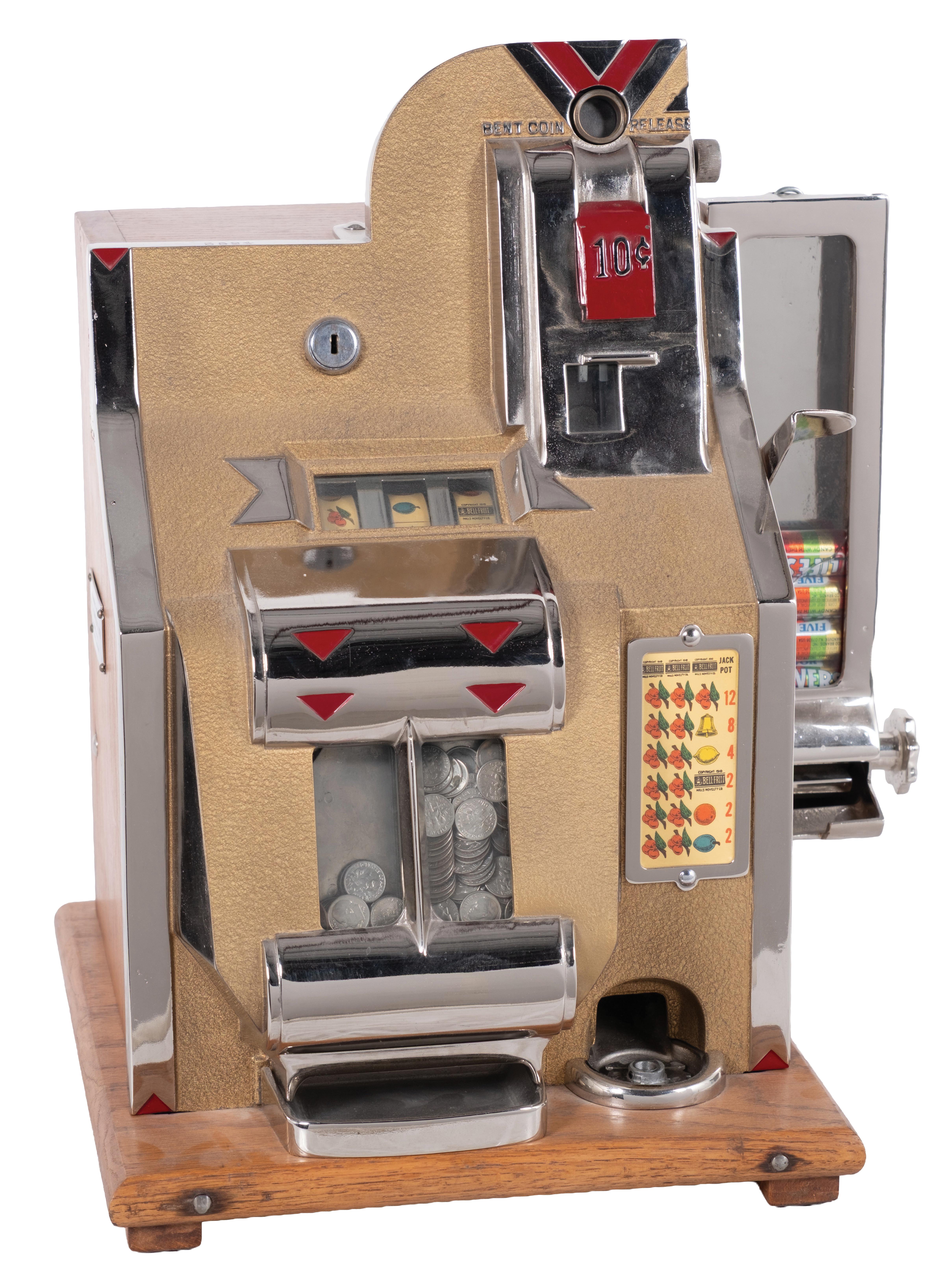Slot Machine Side Lot Detail - 10¢ MILLS QT SLOT MACHINE WITH SIDE VENDOR