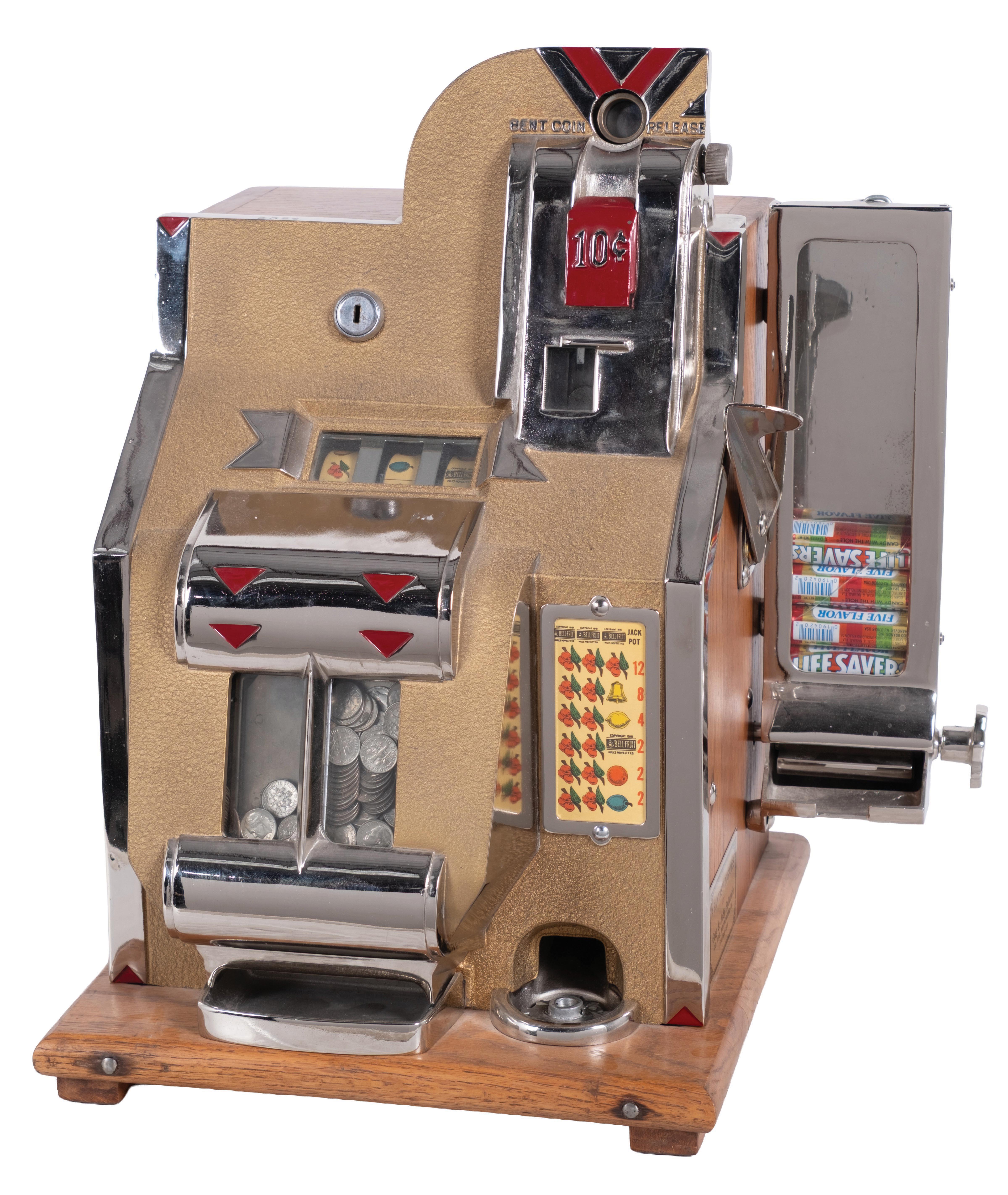 Slot Machine Side Lot Detail - 10¢ MILLS QT SLOT MACHINE WITH SIDE VENDOR