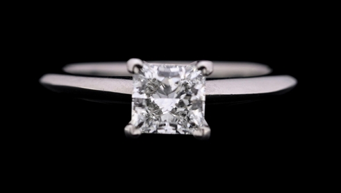 TIFFANY & CO. PLATINUM PRINCESS CUT DIAMOND RING W/BOX