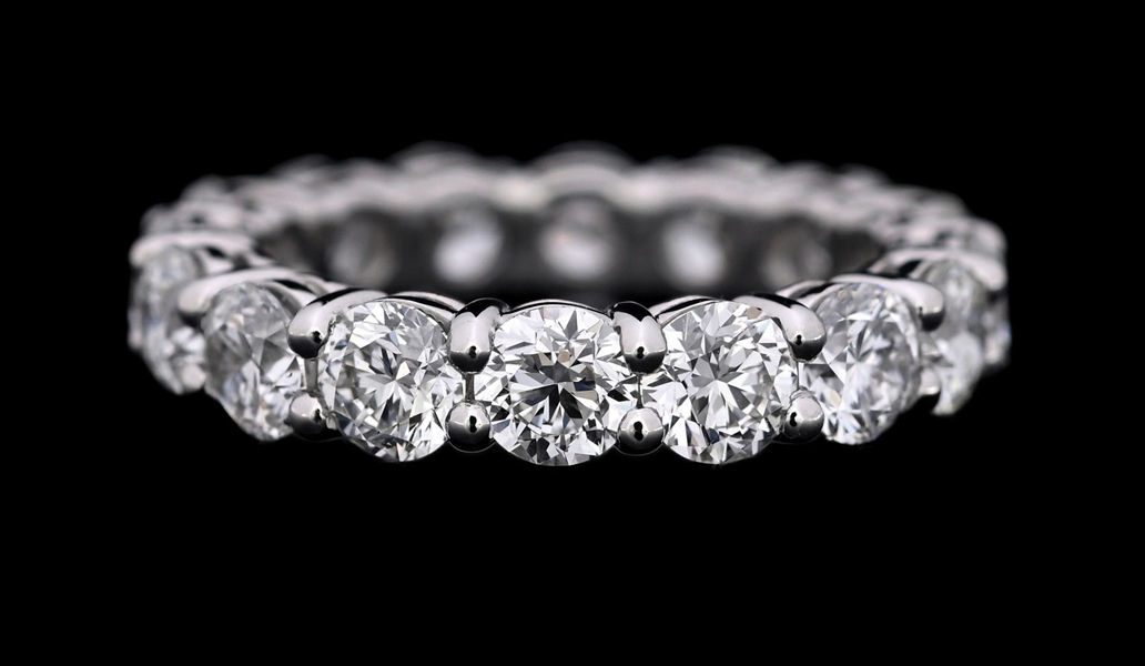 PLATINUM ROUND BRILLIANT CUT DIAMOND ETERNITY RING 