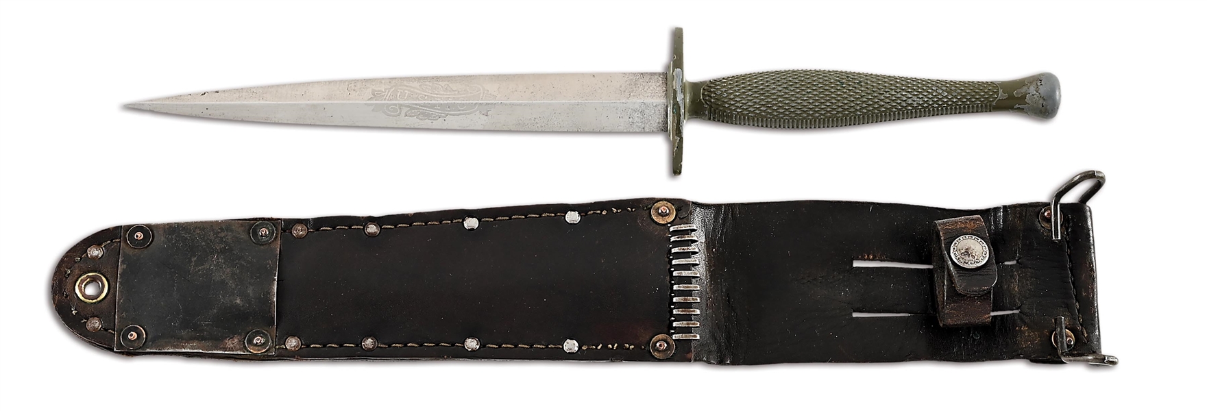 US WWII CAMILLUS MARINE CORPS RAIDER STILETTO.