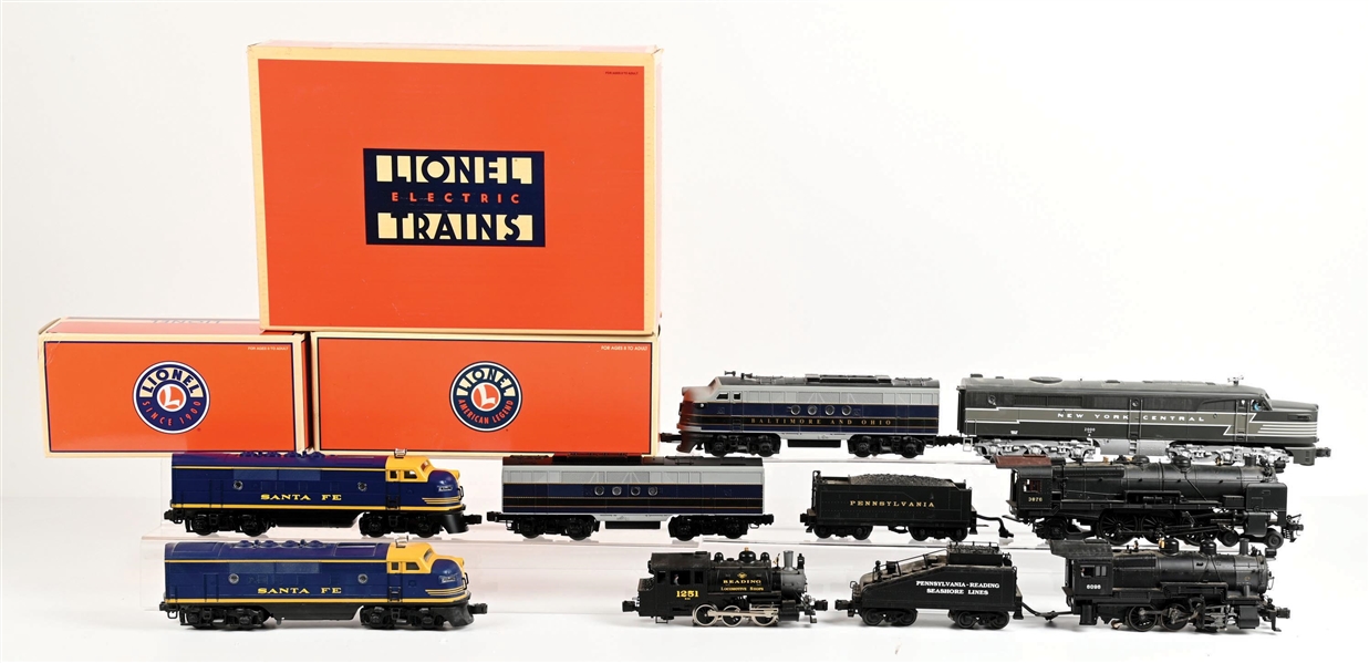 LOT OF 9: ASSORTMENT OF LIONEL LOCOMOTIVES