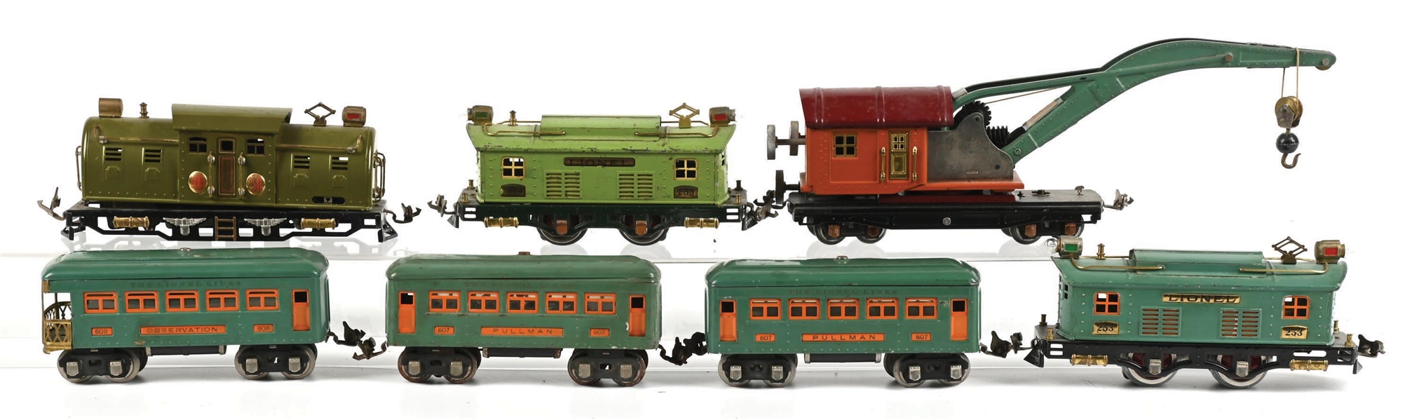 LOT OF 7: LIONEL O-GA. PREWAR LOCOMOTIVES, PASS. CARS & CRANE