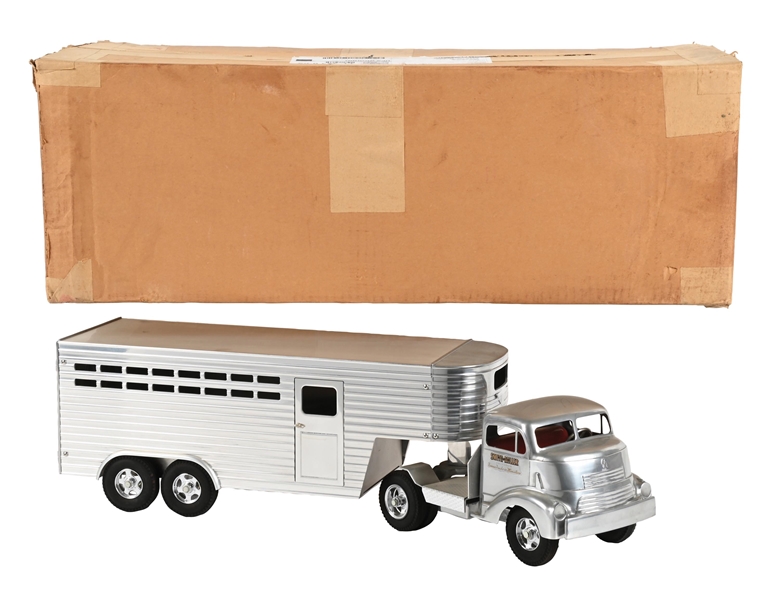 LOT OF 2: FRED THOMPSON SMITH MILLER HORSE TRANSPORT TRUCK WITH BOX