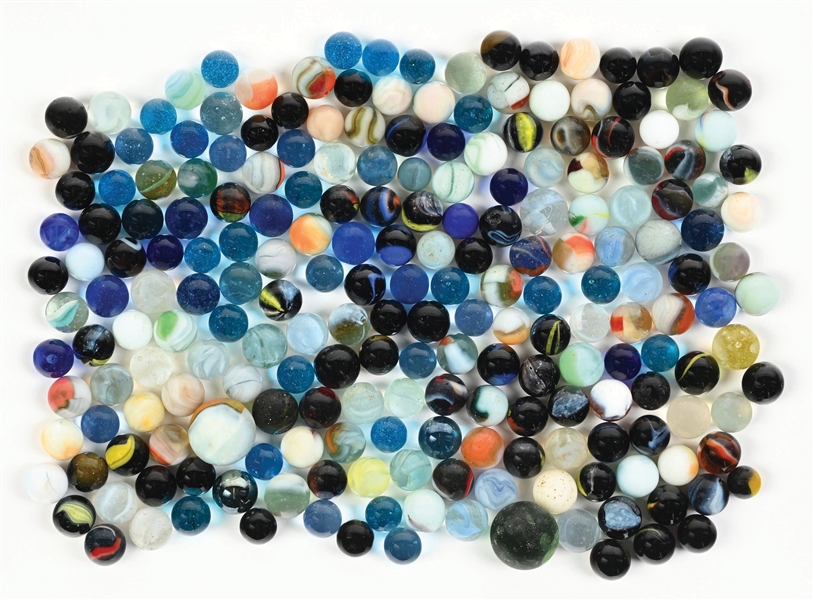 LARGE LOT OF MACHINE-MADE MARBLES
