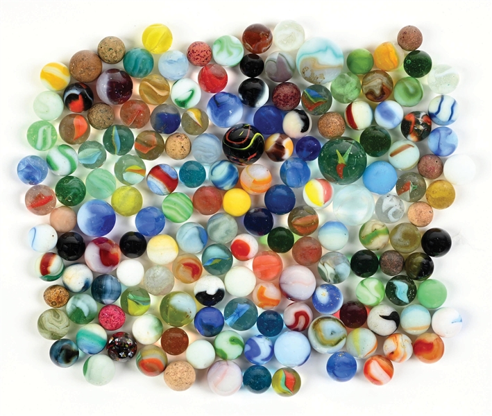 LARGE LOT OF MACHINE-MADE MARBLES