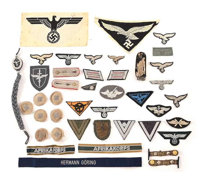 LOT OF GERMAN WWII HEER AND LUFTWAFFE INSIGNIA.