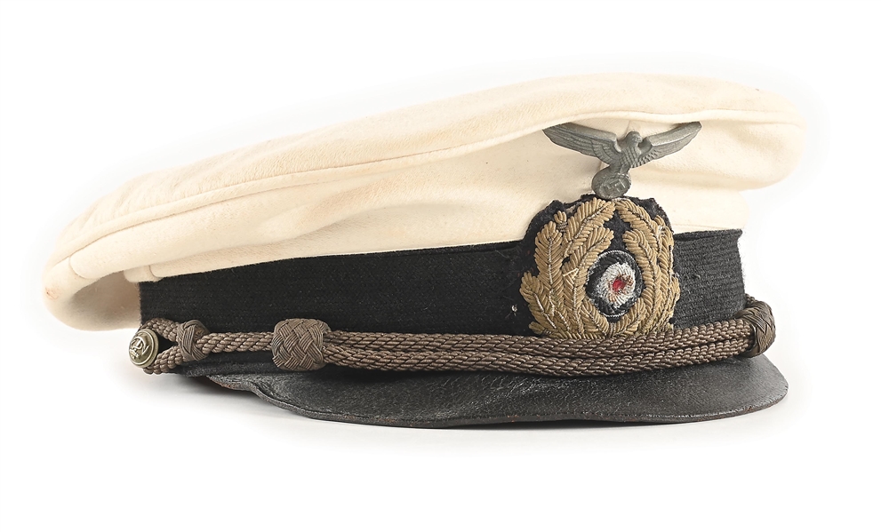 GERMAN WWII WHITE TOP KRIEGSMARINE VISOR CAP.