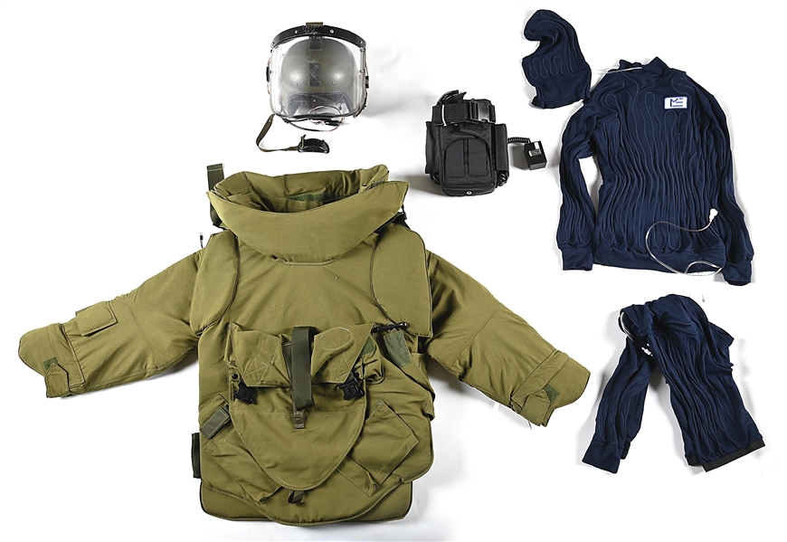 SAFECO EOD BOMB SUIT. 