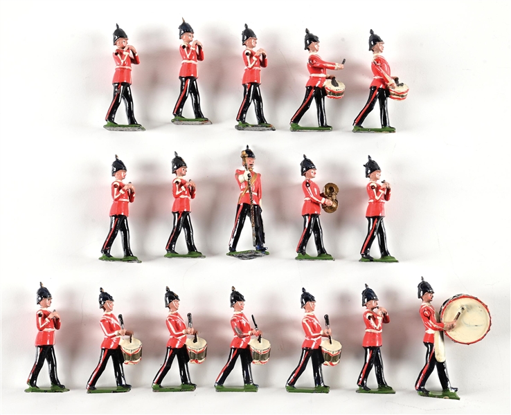 PRE- AND POST-WAR BRITAINS MIDDLESEX REGIMENT PIPES AND DRUMS 17-PIECE ASSORTMENT