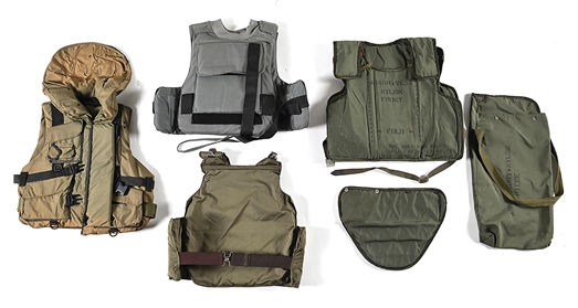LOT OF 4: COMMERICIAL BODY ARMOR. 