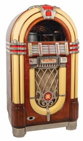 WURLITZER MODEL 1015 JUKEBOX 