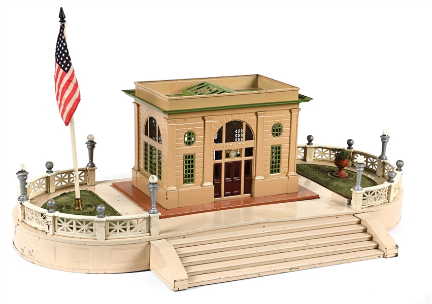 LOT OF 2: PRE-WAR LIONEL STANDARD GA. NO. 129 TERRACE AND NO. 112 STATION
