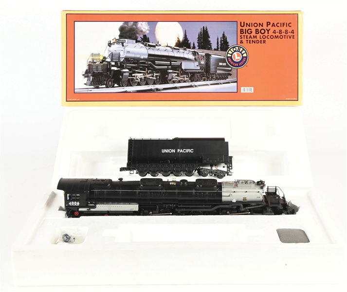 LIONEL O. GAUGE NO. 6-28029 UNION PACIFIC BIG BOY 4884 STEAM LOCOMOTIVE AND TENDER