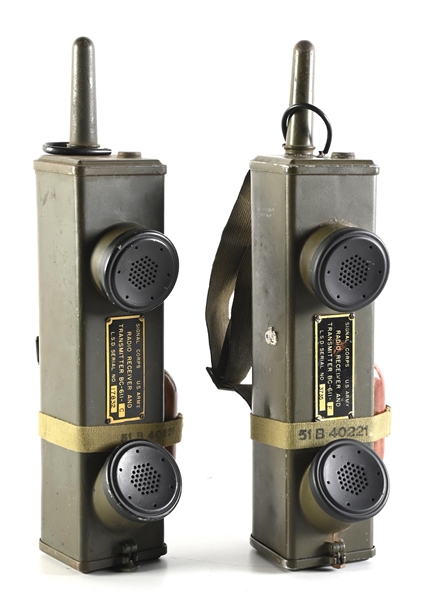 LOT OF 2: US WWII BC-611 RADIOS.