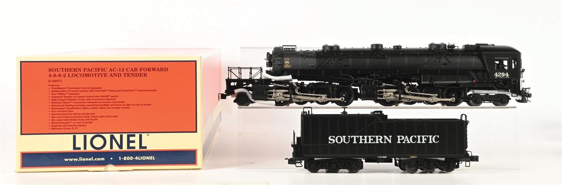 LIONEL O. GAUGE NO. 6-38071 SOUTHERN PACIFIC AC-12 CAB FORWARD NO. 4882 STEAM LOCOMOTIVE AND TENDER