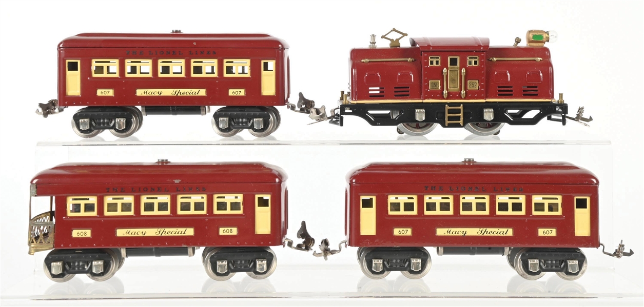 RESTORED LIONEL PREWAR O. GAUGE NO. 252 MACYS SPECIAL PASSENGER SET