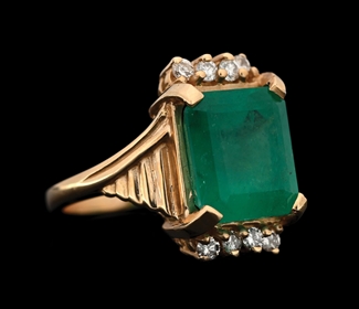 14K YELLOW GOLD COLUMBIAN EMERALD & DIAMOND RING