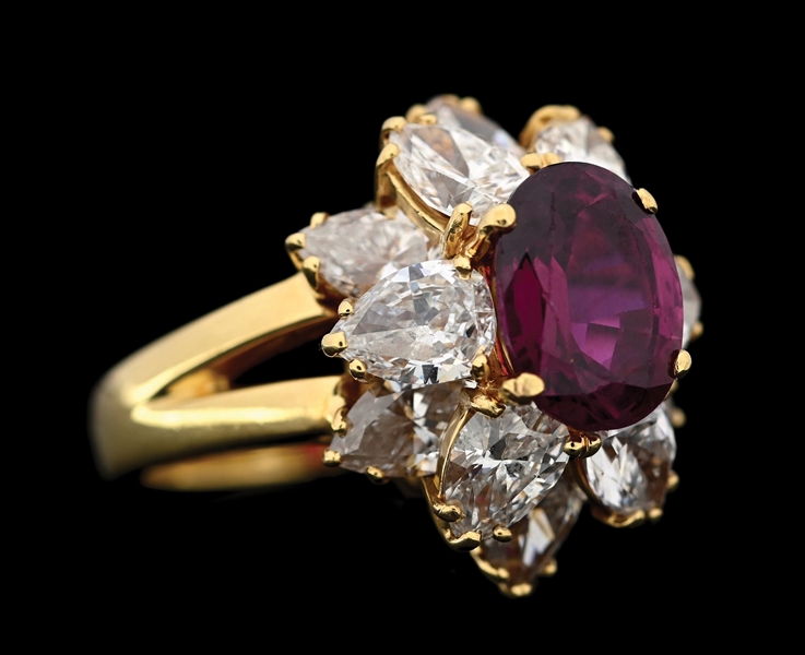 18K YELLOW GOLD RUBY & DIAMOND RING W/GIA REPORT